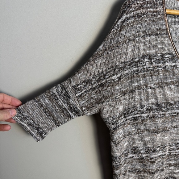 Jessica Simpson Women's Metallic‎ 1/4 Sleeve Lightweight Sweater Brown Medium - Picture 2 of 13